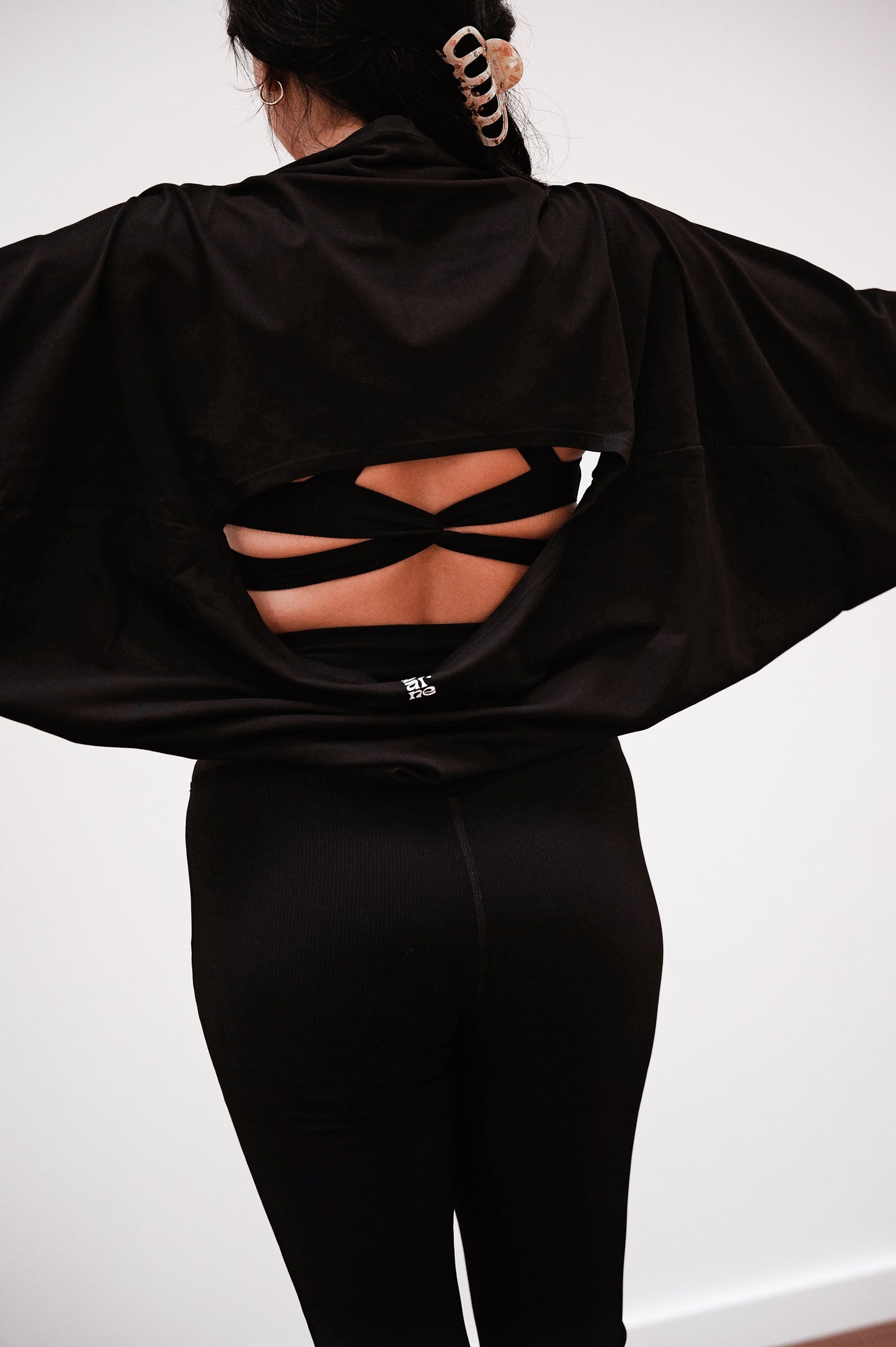 The Elemental Crop – Black